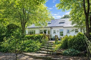 Photo 1- click for photo gallery